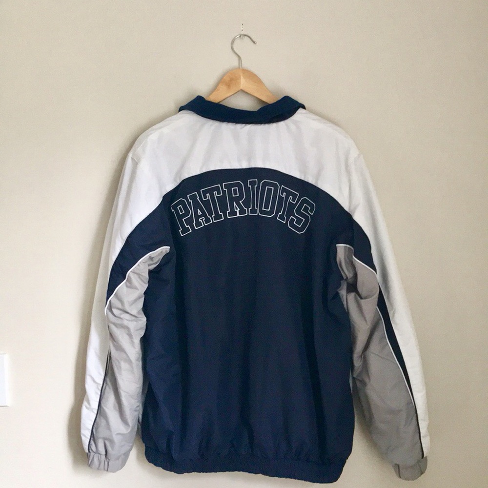 NFL New England Patriots Reversible Jacket - Picture 3 of 8